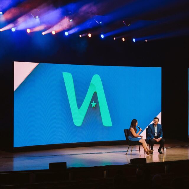 Thanks for taking on the #VA2022 stage: Dennis Lockhart, Former President & CEO of the Federal Reserve Bank of Atlanta, and Katie Roof, Reporter at Bloomberg News!

Your discussion on how to navigate today’s economic environment in "The State of the Economy + A Look Ahead to 2023" was amazing! 👏👏👏

 #economy #ventureatlanta #venturecapital @bloombergbusiness